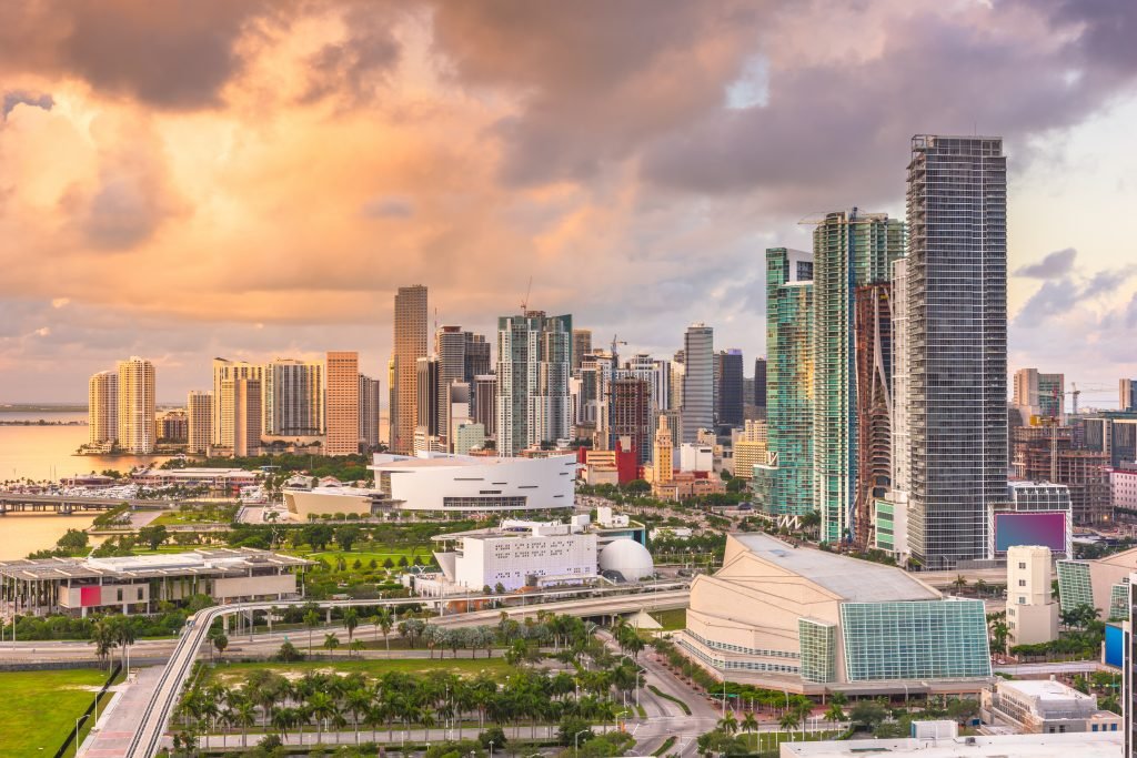 Mold Testing and Inspection in Downtown Miami, FL | Mold Assessment Services provides expert mold testing inspection, assessments, indoor air quality testing, and water testing in Downtown Miami, Florida.